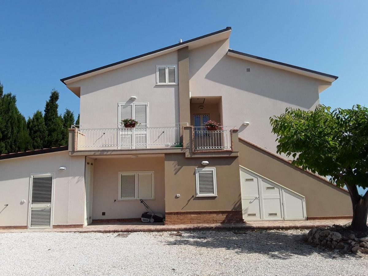 In Collina Sul Mare... Villa Montenero di Bisaccia Exteriör bild